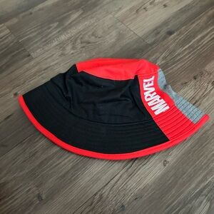 NWT Disney Parks Marvel Colorblock Embroiderer Bucket Hat
